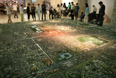 Paris, Cité de l'architecture, Exposition Dans la ville chinoise, maquette de Pékin (c) Yves Traynard 2008 