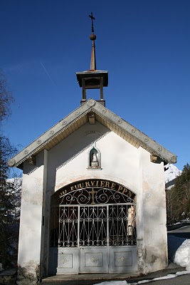 Montvalezan, Chapelle (c) Yves Traynard 2007