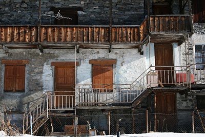 Sainte-Foy-Tarentaise, La Masure (c) Yves Traynard 2007