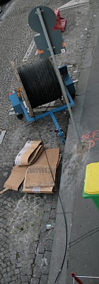 Paris, rue Ramponeau, câblage (c) Yves Traynard 2007