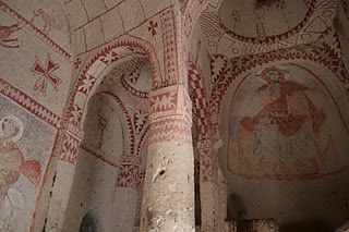 Cappadoce, Eglise troglodyte à Göreme (c) Yves Traynard 2007