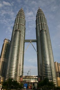 Kuala Lumpur, Les tours Petronas (c) Yves Traynard 2007