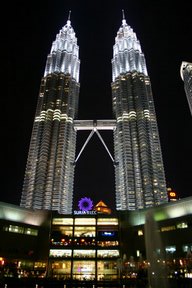 Kuala Lumpur, Les tours Petronas (c) Yves Traynard 2007