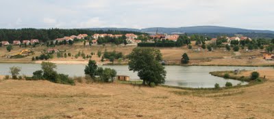 Naussac, le nouveau village (c) Yves Traynard 2009