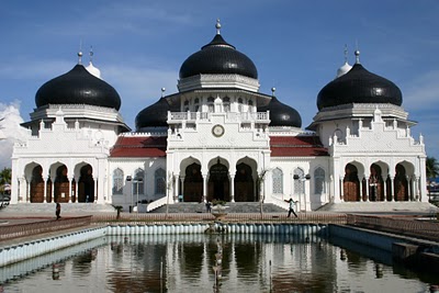 Banda Aceh, Mosquée principale (c) Yves Traynard 2007