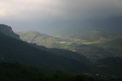 Plaisians, Drôme, Ciel d'orage (c) Yves Traynard 2006