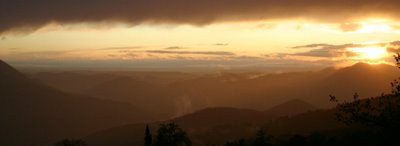 Plaisians, Drôme, Ciel d'orage (c) Yves Traynard 2006