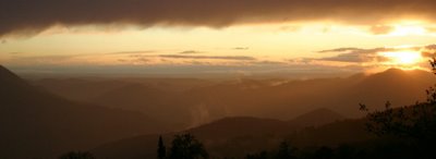 Plaisians, Drôme, Ciel d'orage (c) Yves Traynard 2006