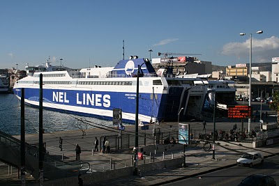 Athènes, Pirée (c) Yves Traynard 2007