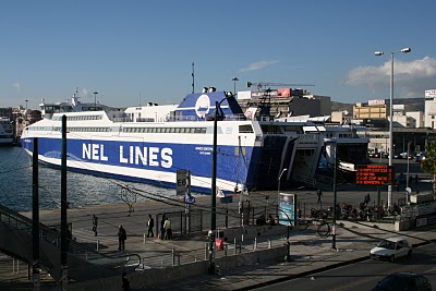 Athènes, Pirée (c) Yves Traynard 2007