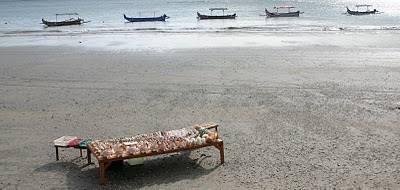 Denpasar, la plage (c) Yves Traynard 2007